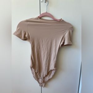 Skims Fits Everybody T-Shirt Bodysuit Mica